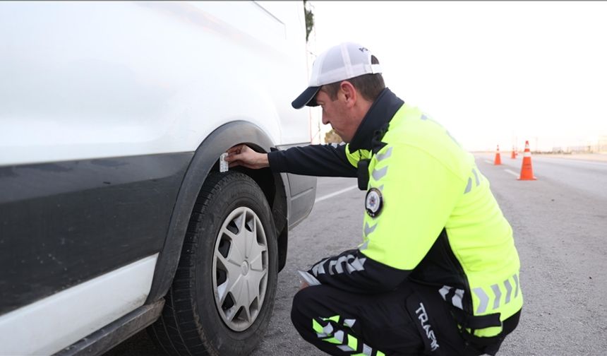 Zorunlu kış lastiği uygulaması başladı