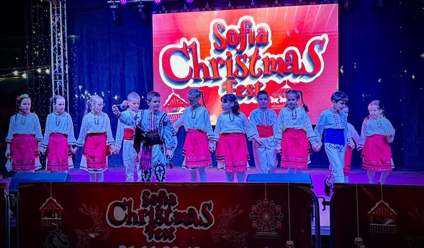 Bulgaristan'ın başkenti Sofya'da geleneksel Noel pazarı kuruldu