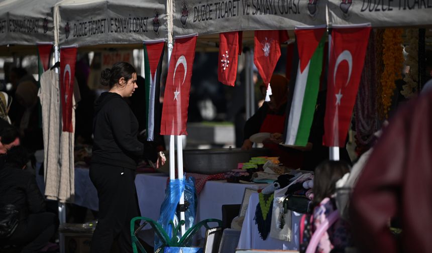 Düzce'de Gazze yararına kermes düzenlendi