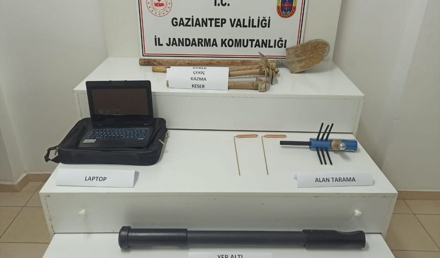 Gaziantep'te kaçak kazı yapan 9 kişi suçüstü yakalandı