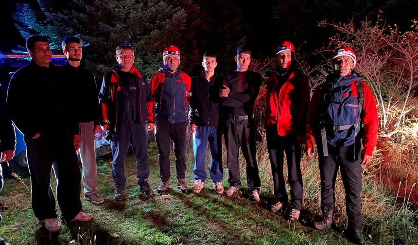 Uludağ'da ormanda kaybolan 4 genç bulundu