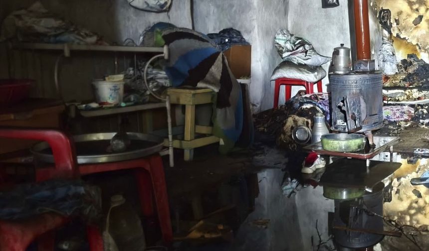 Mardin'de bir evde çıkan yangında 1 kişi hayatını kaybetti