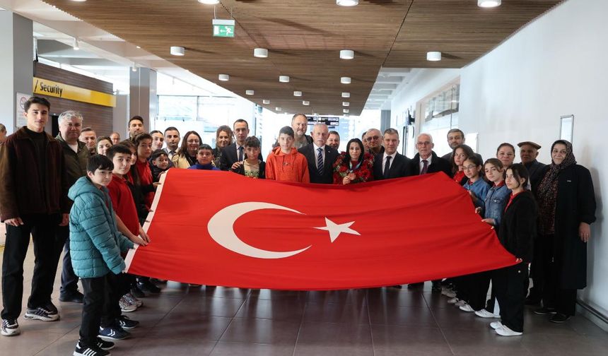 Milli wushucu Berna Tut, Ordu'da törenle karşılandı