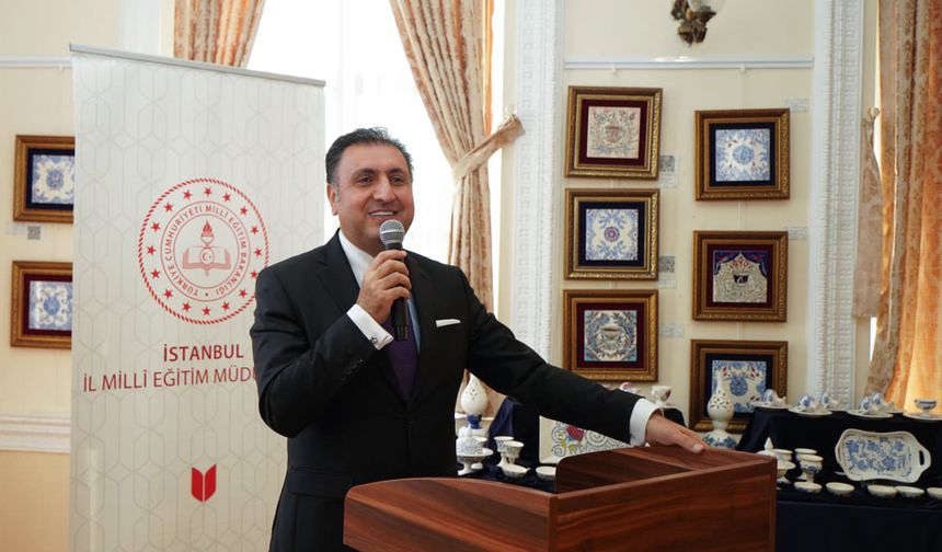 Türkiye Yüzyılı Maarif Modeli'nin eğitim materyali İstanbul'da öğretmenlere tanıtıldı