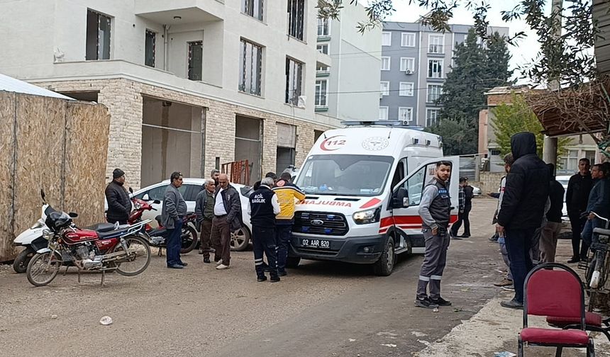 Adıyaman'da çıkan bıçaklı kavgada 4 kişi yaralandı