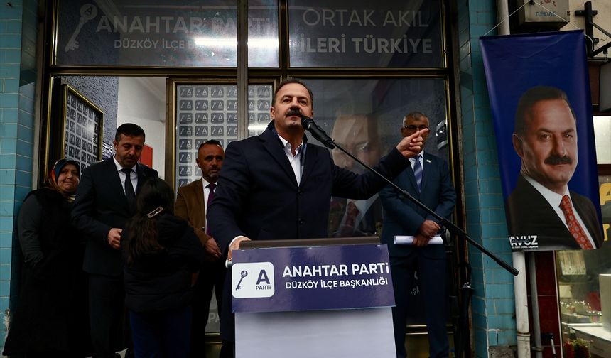 Anahtar Parti Genel Başkanı Ağıralioğlu, Düzköy'de partililerle buluştu