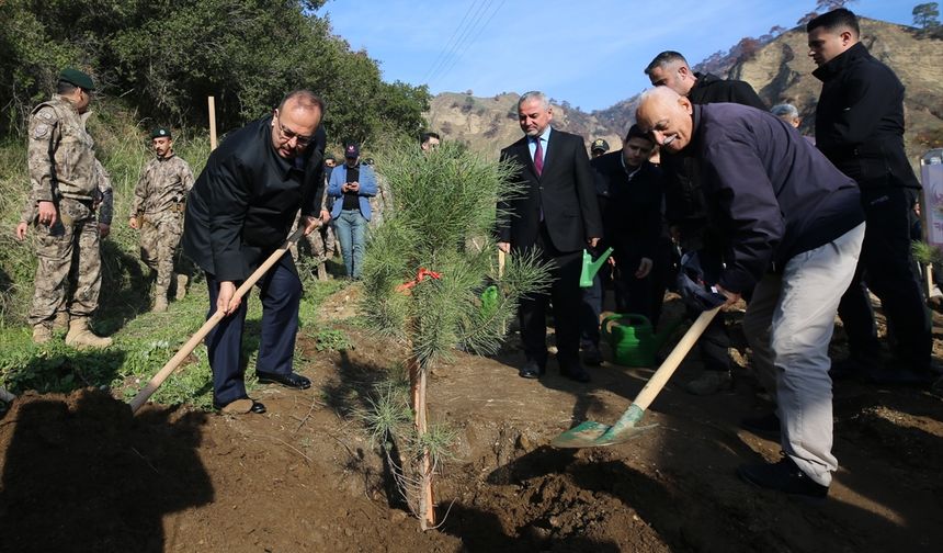 Aydın'da şehitler için fidan dikildi