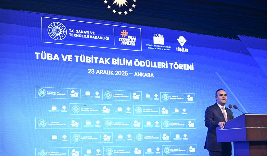 Bakan Kacır, TÜBA ve TÜBİTAK Bilim Ödülleri Töreni'nde konuştu: