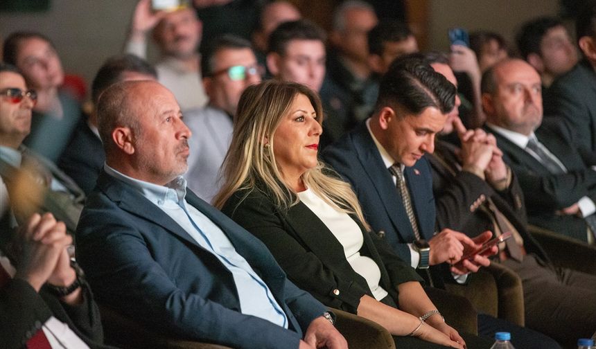 Bolu'da '2025 Yılın Sporcusu' ödülü Arda Güler'e verildi