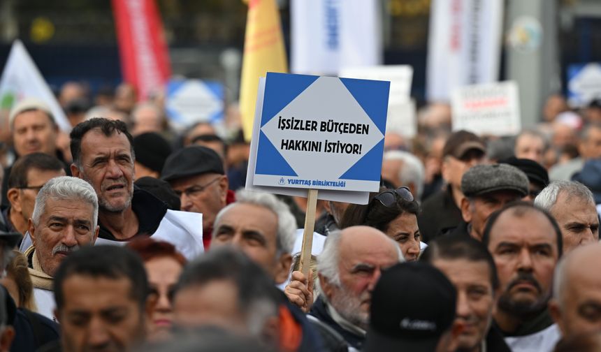 CHP Genel Başkanı Özel, Ankara'daki mitingde konuştu: