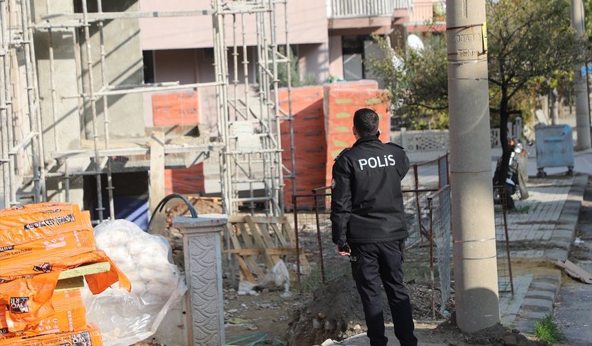 Denizli'de inşaatın 2. katından düşen işçi öldü