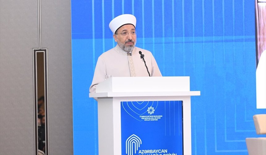 Diyanet İşleri Başkanı Arpaguş, Bakü'de 'Din Adamları 2. Forumu'nda konuştu:
