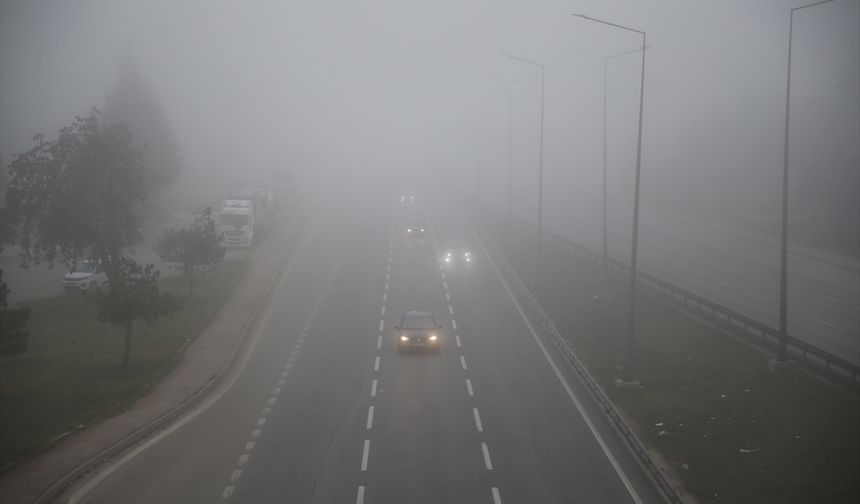 Eskişehir'de sis etkili oldu