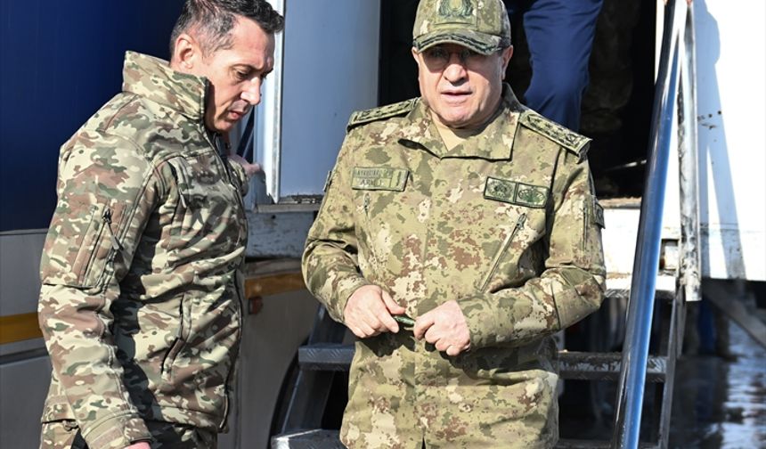 Genelkurmay Başkanı Orgeneral Bayraktaroğlu, Libya askeri heyetini taşıyan jetin enkazını inceledi