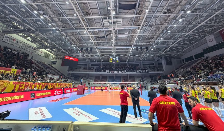 Göztepe-Beşiktaş voleybol maçında çıkan olaylar nedeniyle tribünlerin boşaltılması kararlaştırıldı