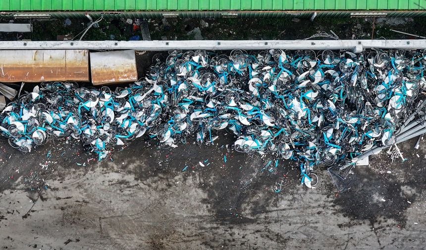 İSBİKE'nin bisikletleri kırılarak hurda haline getirildi