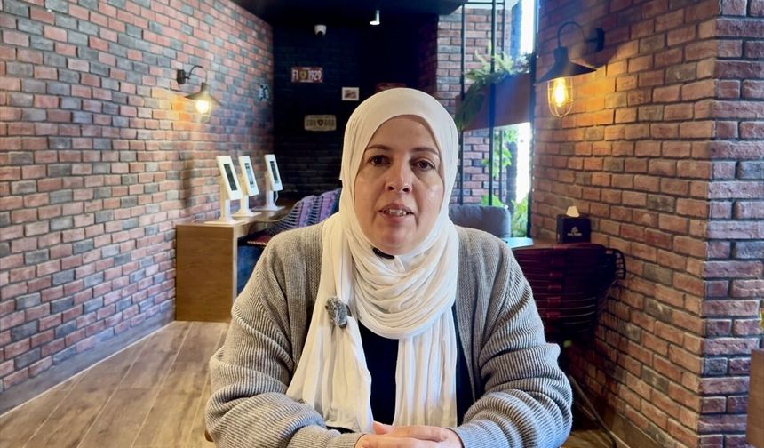 İsrail'in evinden ettiği Filistinli kadın 'köklerinden sökülmüş gibi hissettiğini' söyledi