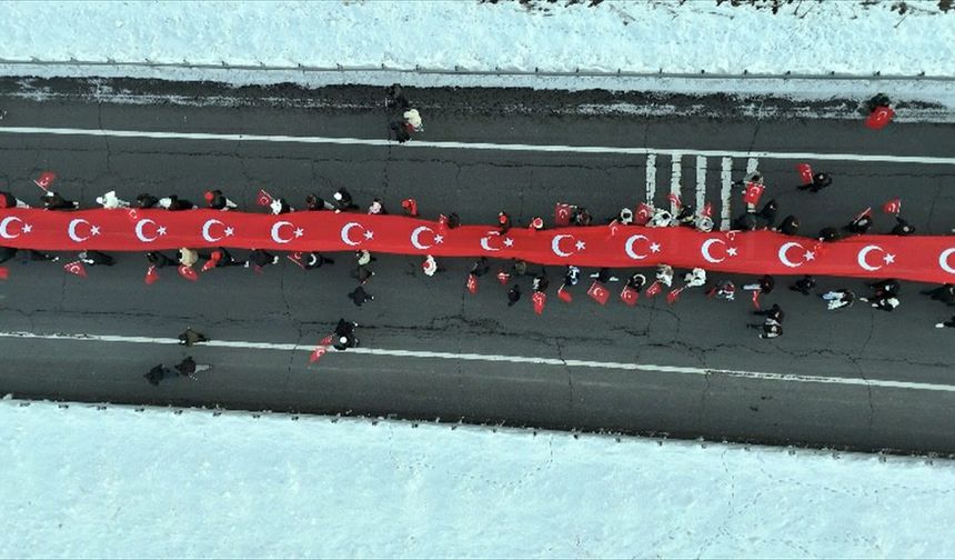 Kars'ta 'Sarıkamış şehitleri' için temsili nöbet tutuldu