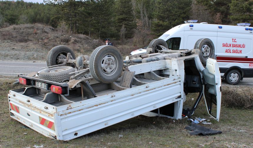 Kastamonu'da kamyonetle otomobilin çarpışması sonucu bir kişi öldü, bir kişi yaralandı