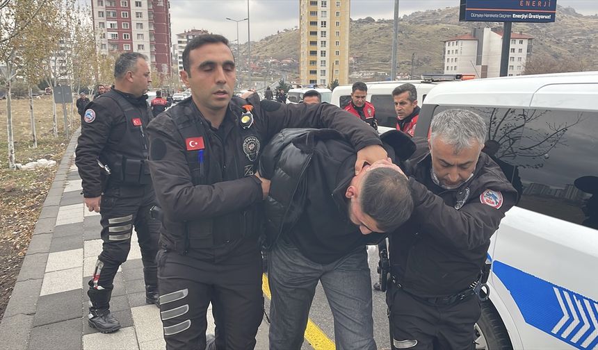 Kayseri'de polisin 'dur' ihtarına uymayarak kaçan 2 şüpheli yakalandı