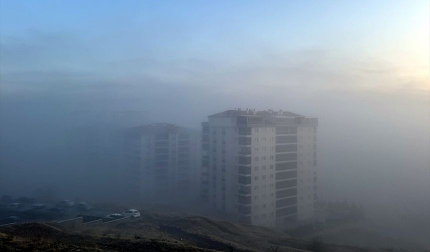 'Kilit kavşak' Kırıkkale'de sis etkili oldu