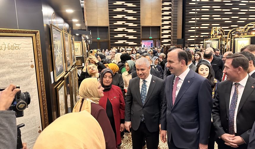 Konya'da 17. Altın Dokunuşlar Sergisi açıldı