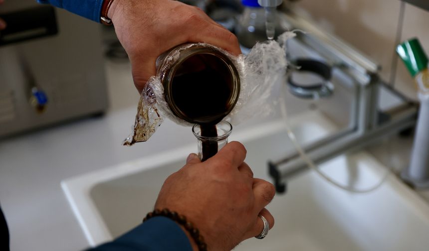 KTÜ'lü akademisyenler yanmaya dayanıklı MDF panel geliştirdi