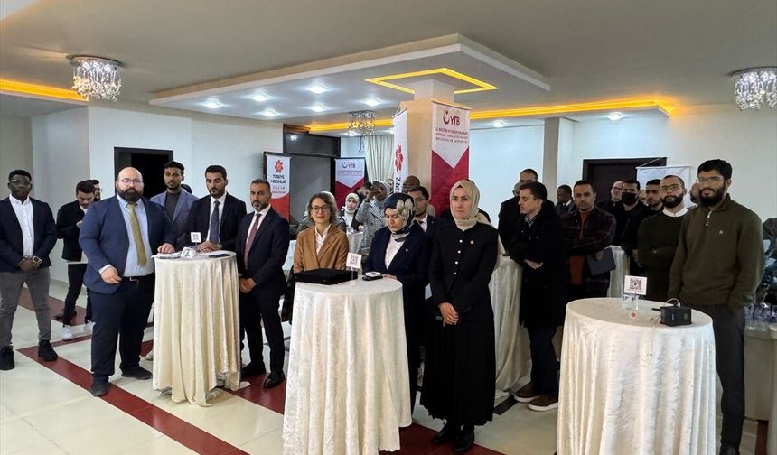 Libyalı Türkiye mezunları başkent Trablus'ta bir araya geldi