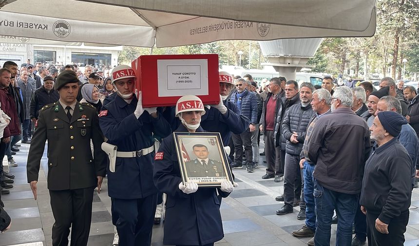 Mardin'de motosiklet kazasında ölen üsteğmenin cenazesi Kayseri'de defnedildi