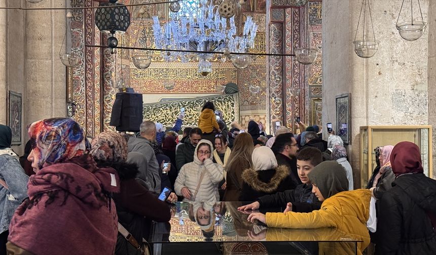 Mevlana Müzesi'nde 'Şebiarus' yoğunluğu yaşanıyor