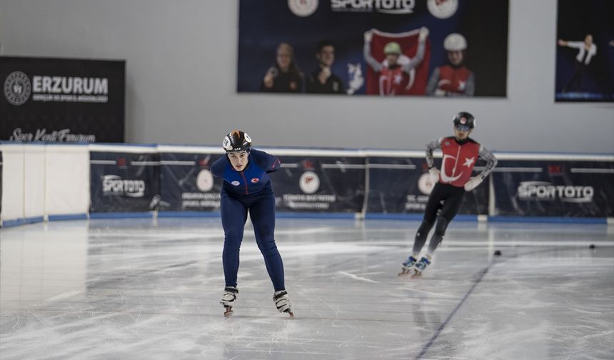 Short Track Milli Takımı, bayrak takımıyla Avrupa Şampiyonası'nda madalya peşinde
