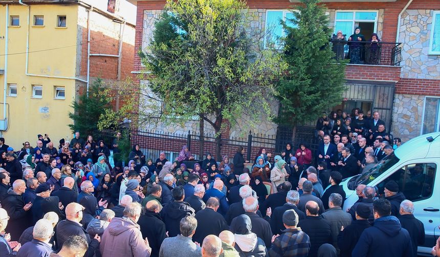 TCMB Başkanı Fatih Karahan'ın annesi Uşak'ta toprağa verildi