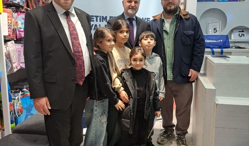 TDV'den Gürcistan'da 650 yetime giyim yardımı