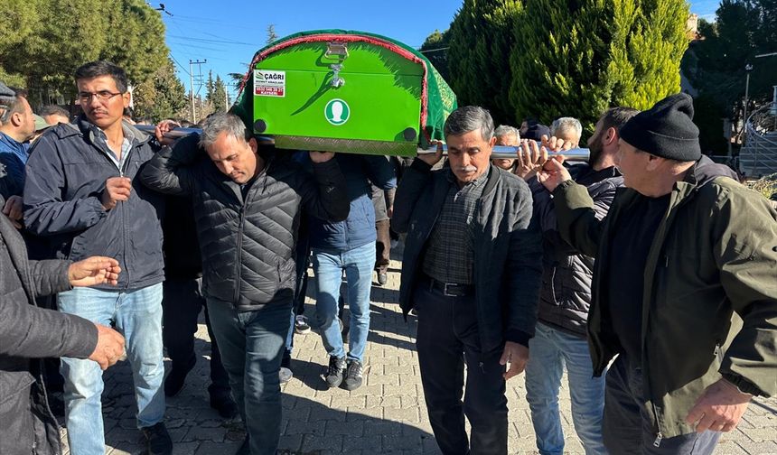 Uşak'ta kazada ölen 3 yayadan Mehmet Karaman son yolculuğuna uğurlandı