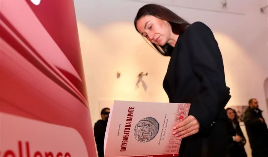Üsküp'te, Osmanlı dönemi madeni para koleksiyonu sergisi ve kitap tanıtımı düzenlendi