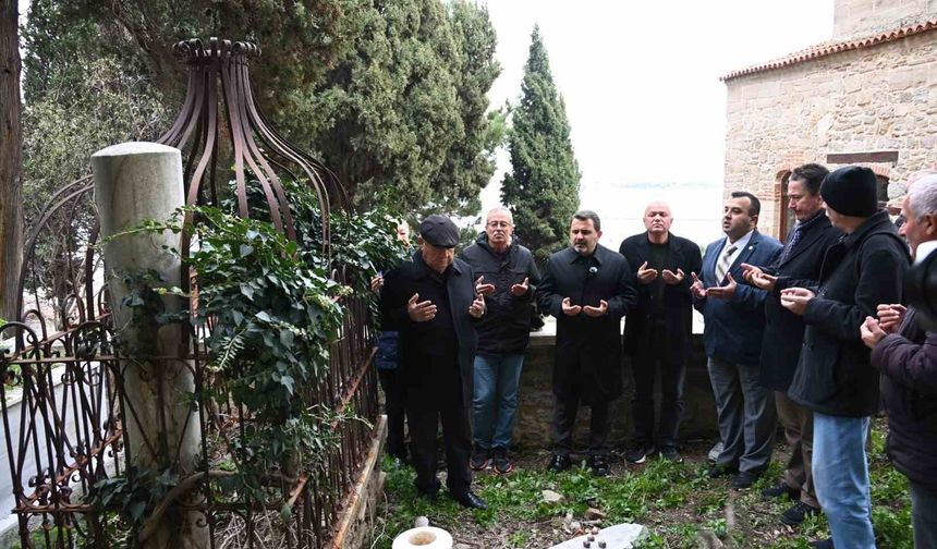 Çanakkale'de 124 yıl sonra Necip Paşa'nın kabrine ulaşıldı