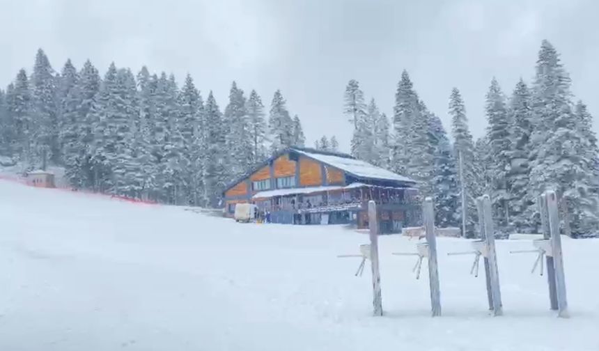 Kastamonu'nun yüksek kesimlerinde kar yağışı etkili oluyor