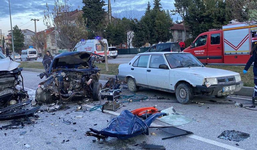 Kazada ağır yaralanan 16 yaşındaki gençten 15 gün sonra acı haber