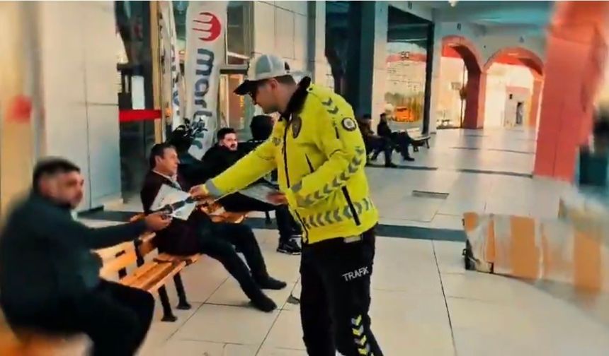 Mardin'de sürücü ve yolculara emniyet kemeri bilgilendirmesi