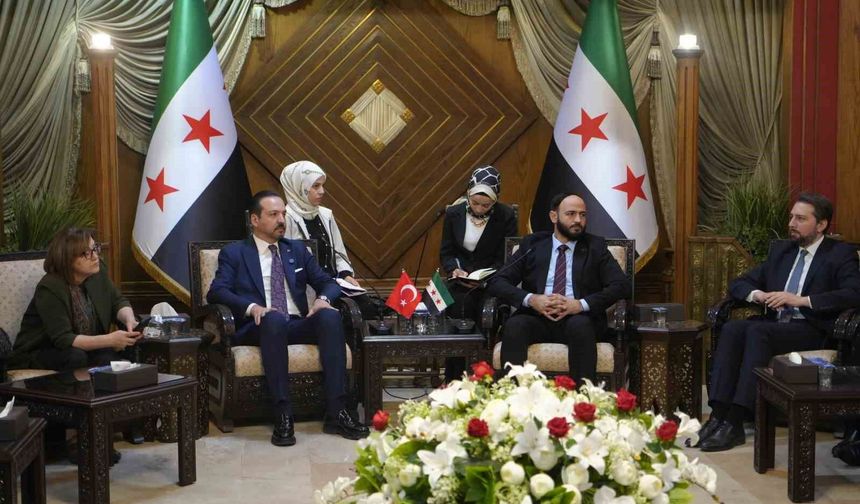 AK Parti Genel Başkan Yardımcısı Zorlu'dan Halep Valiliğine ziyaret