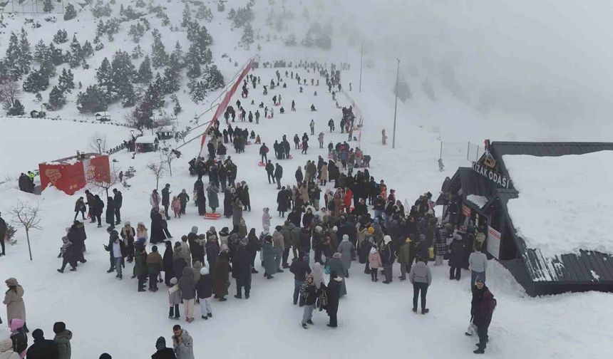 Ergan Kayak Merkezi sömestirde doldu taştı