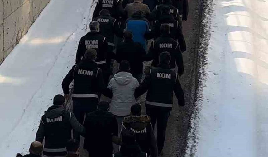 Erzurum merkezli 5 ilde usulsüz kredi operasyonu: 38 şüpheli yakalandı