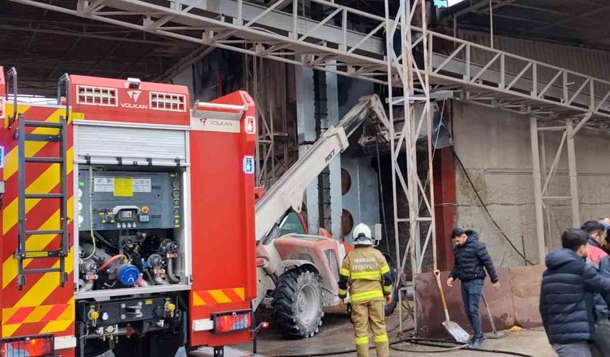 Mardin'de mısır kurutma tesisinde yangın