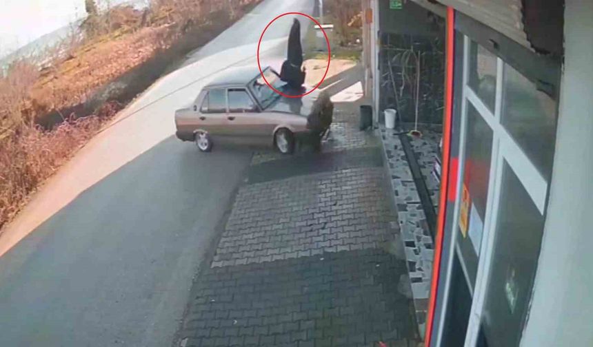 Ordu'da buzlu yolda otomobilin çarptığı yaşlı adam metrelerce havaya savruldu
