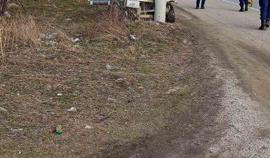 Otomobil mopedle çarpıştı: Anne hayatını kaybetti, oğlu ağır yaralandı