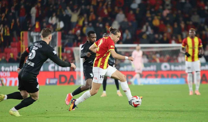 Trendyol Süper Lig: Göztepe: 3 - Çaykur Rizespor: 1 (Maç sonucu)