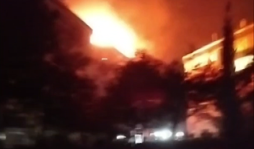 Yalova'da çatı katında mangal keyfi yangınla bitti