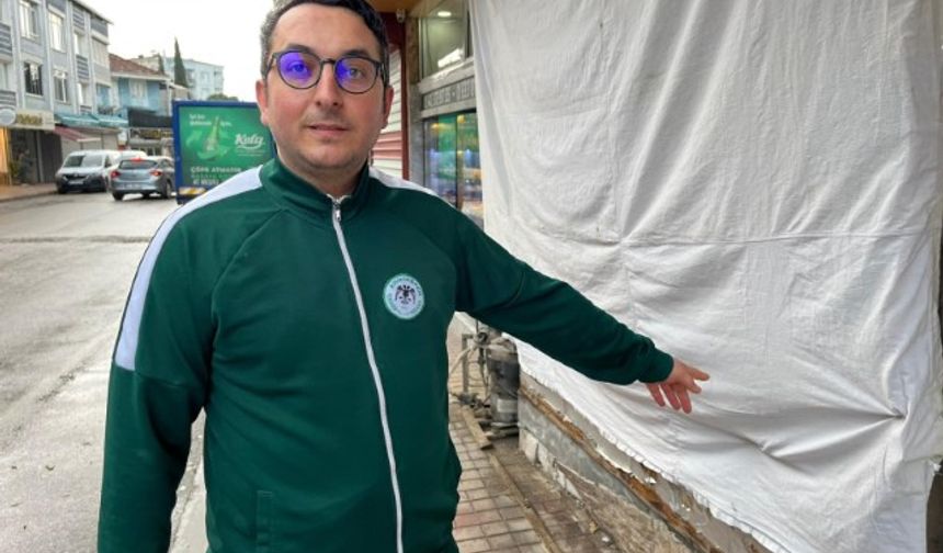 Sürücünün şekeri düştü, kontrolden çıkan araç çarşıyı birbirine kattı