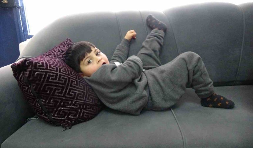 Asrın felaketinin simge bebeklerinden Korkmaz bebek şimdi 3 yaşında