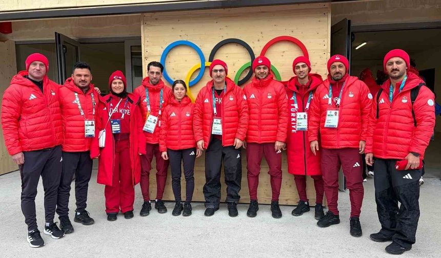 Bakan Bak, Kış Olimpiyatları'nda yarışacak milli sporcularla görüştü